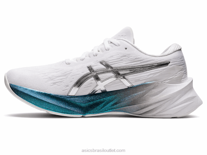 novablast 3 platina 462T2897 branco/prata pura Asics
